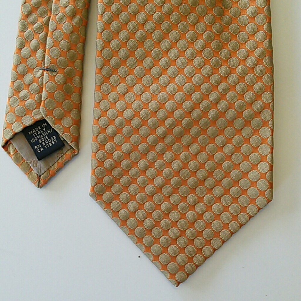 Banana Republic silk dot tie - Picture 2 of 2